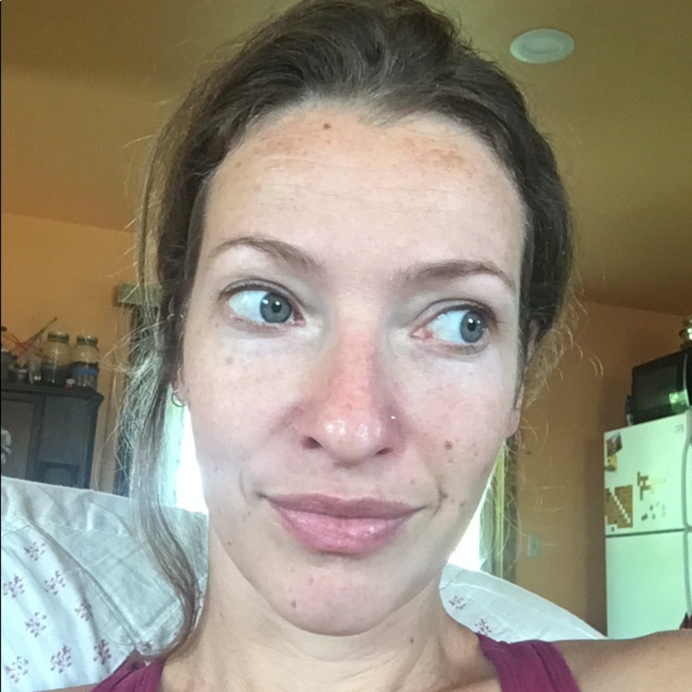 Meet your Posher, Mia